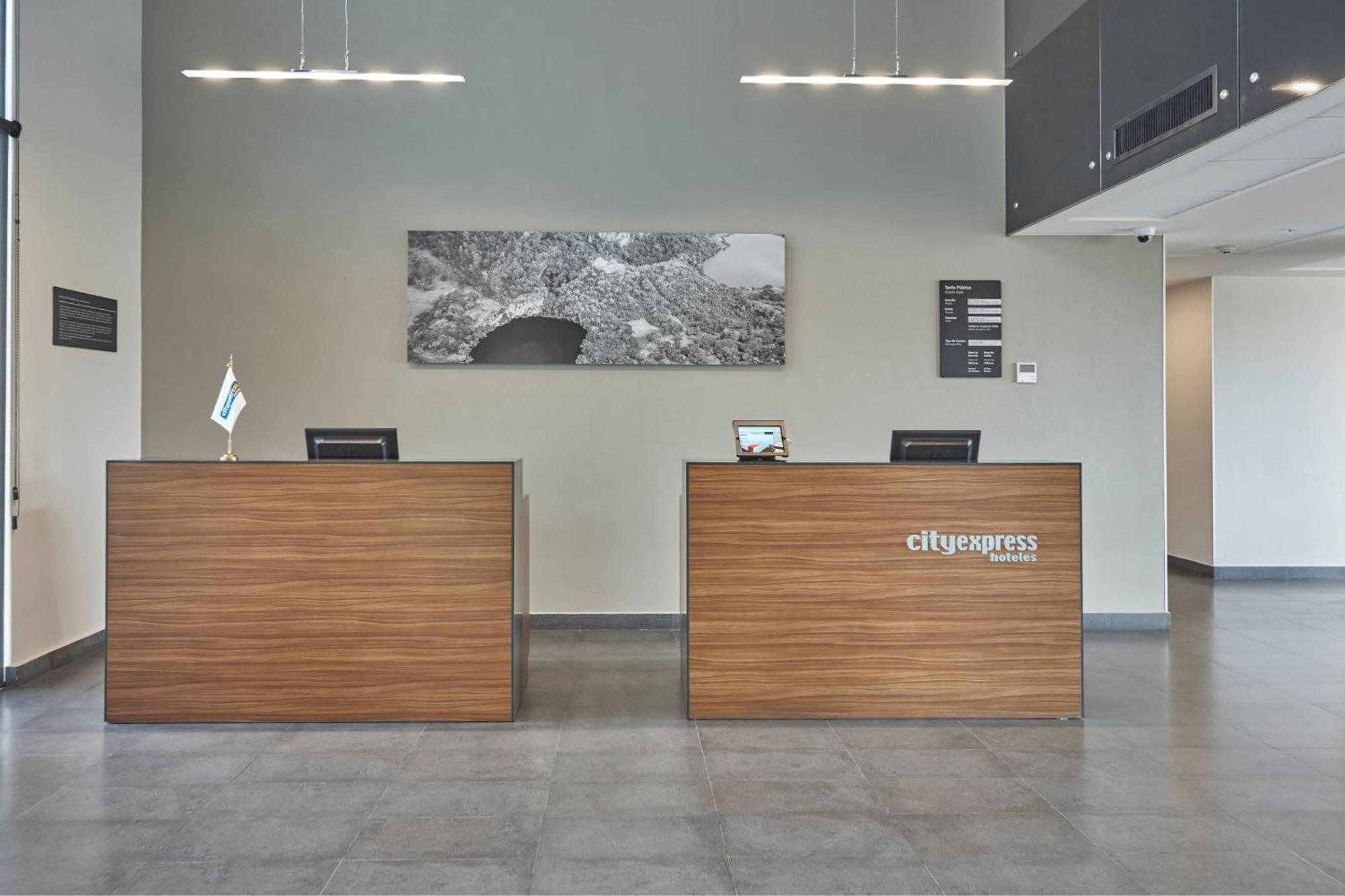 City Express By Marriott Comitan Exterior foto