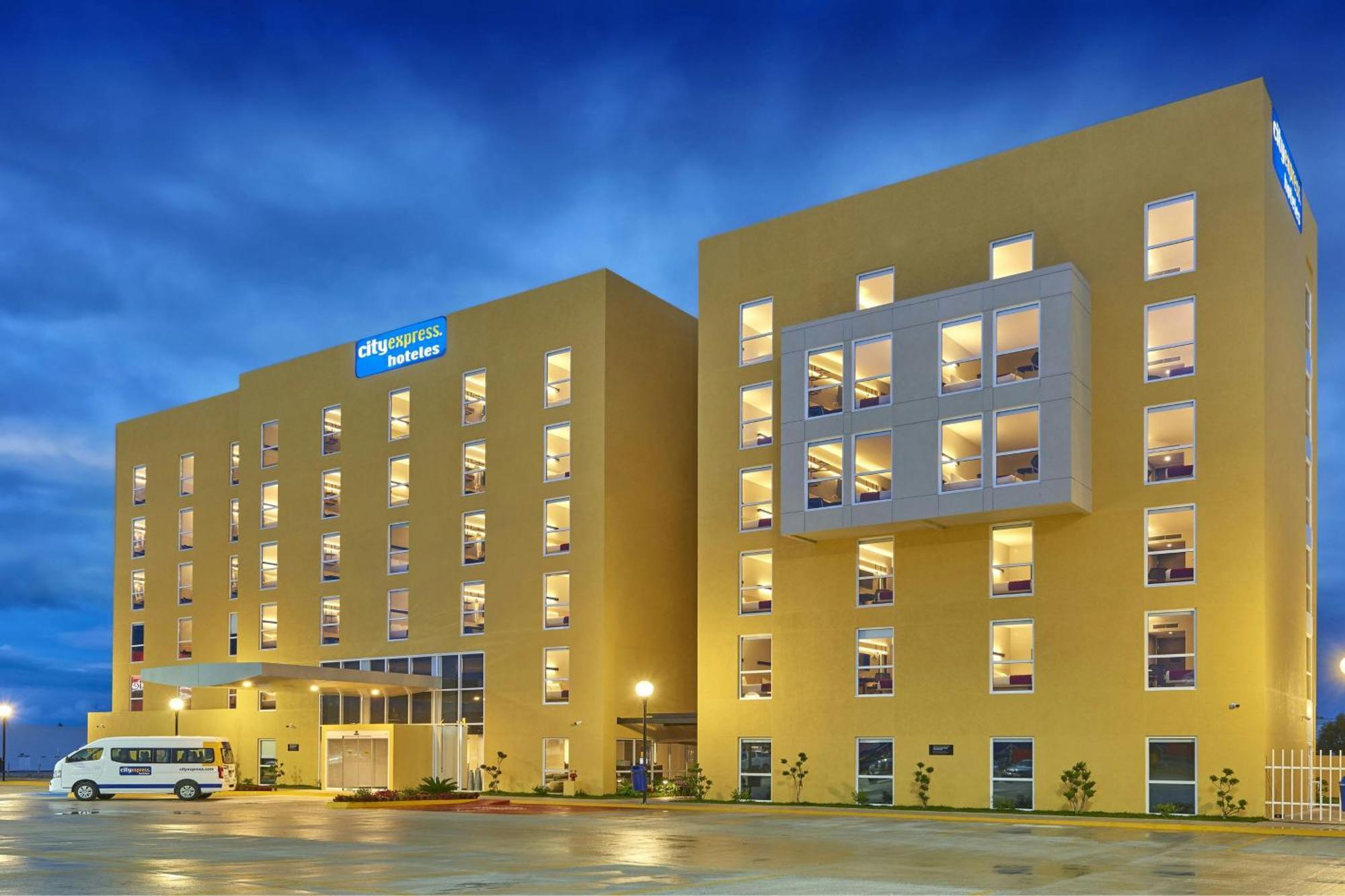 City Express By Marriott Comitan Exterior foto